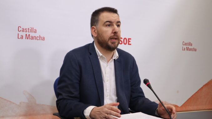 Sanchez-Requena-destaca-que-el-presupuesto-para-2024-apuesta-por-la-modernizacion-en-explotaciones-y-la-incorporacion-de-jovenes-al-campo