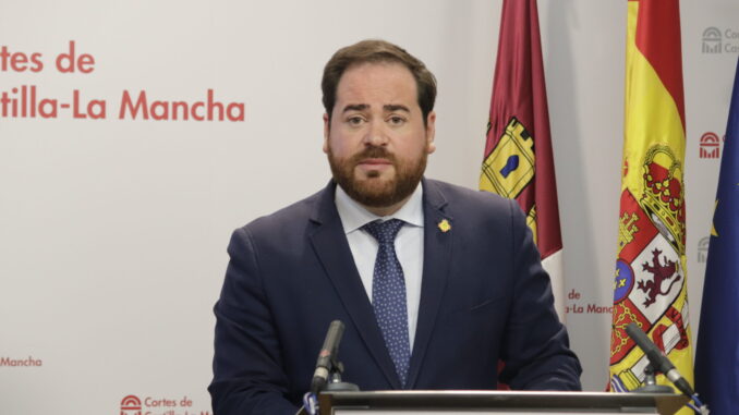 Camacho-destaca-diez-anos-de-gobierno-de-Page-incrementando-ano-tras-ano-el-presupuesto-para-servicios-sociales-y-bienestar-social