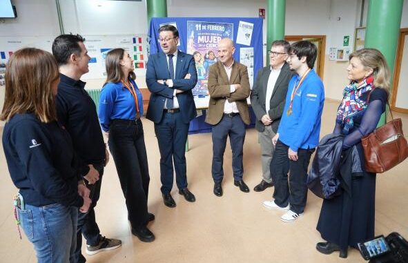 Un-total-de-63-centros-educativos-y-mas-de-6.600-alumnos-de-la-region-participan-en-un-proyecto-para-mejorar-la-competencia-lectora-desde-edades-tempranas