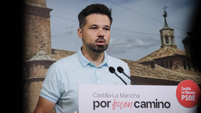 Zamora-senala-la-fatiga-argumental-del-PP-de-Nunez-y-recuerda-que-lleva-casi-diez-anos-con-las-mismas-ocurrencias-y-bulos
